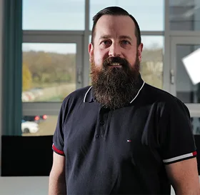 Porträt: Oliver Lohmann, Teamleiter Qualitätssicherung bei Baumgarten